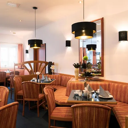 Am Ludwigskanal Hotel