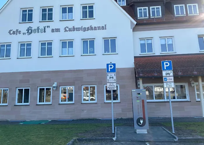 Am Ludwigskanal *